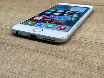 iPhone 6s 128 GB - stříbrný (baterie 74 % vhodná na výměnu) - 2