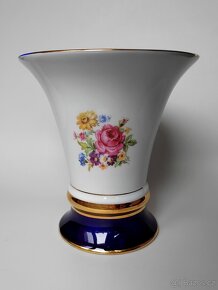 Krásná elegantní váza na květiny od manufaktury Royal Dux - 2