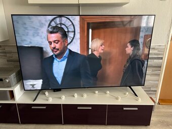 TV stěna a komoda - 2
