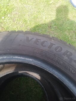Celoroční pneu 16" 205/55/16 - 2