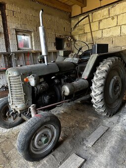 Traktor Zetor 25K (1958) historický Rezervován - 2
