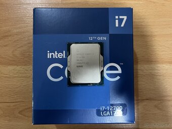 Intel Core i7 12700 - 2