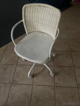 Otocná židle na kolečkách Ikea - 2