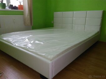 Postel dvoulůžko eco kůže s matrací a rošty nový - 2