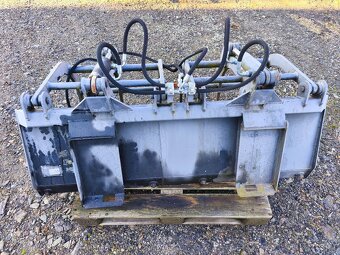 Vidle s přidržovačem. - 2