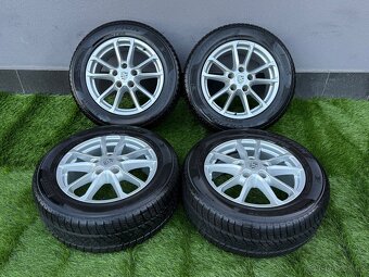 Porsche Cayenne kola - 2