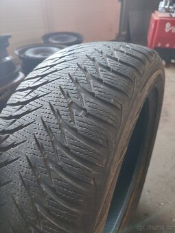 205/55R16 - 2