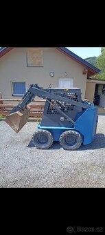 Smykový nakladač Tomash 1300kg - 2