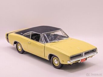 1969 Dodge Charger R/T 1:18 Ertl - 2