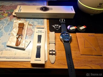 Samsung Galaxy Watch 4 Classic 46mm silver stříbrné - 2