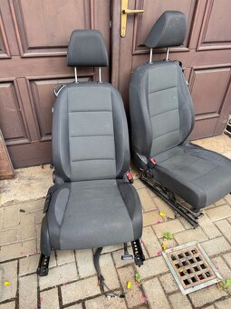 Přední sedačky Golf 6 - 2