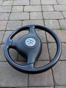 Kožený tříramenný volant pro VW Golf 4 / Bora /Passat b - 2
