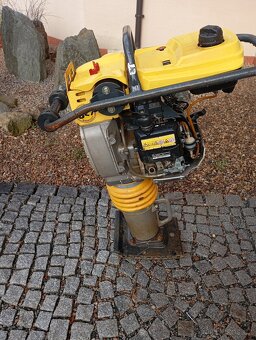 Vibrační Pěch - 2