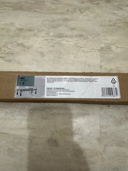 Novy nohy pod vanu - 2