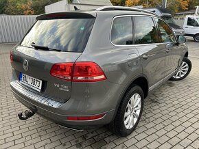 VW Touareg 3.0TDI 245k, serviska, 155tkm - 2