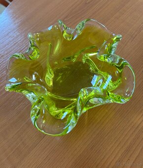 Hutní sklo popelník - 2