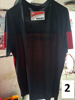 3 druhy triček Ducati - 2