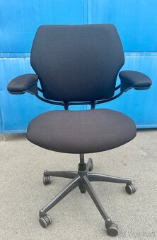 Židle Humanscale Freedom (20ks k dispozici) - 2