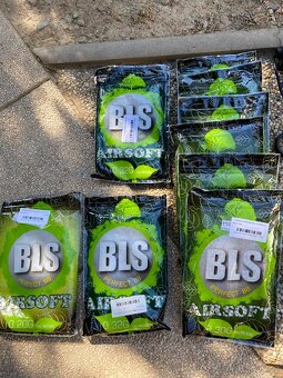 airsoft vybaveni - 2