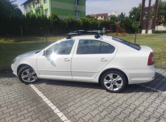 Škoda Octavia příčníky Thule WingBar EVO - 2