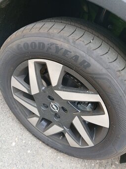 Prodám letní pneumatiky Goodyear - 2