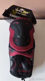 Chrániče na inline brusle - 2
