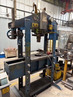 Hydraulický lis CDM 80 - 2