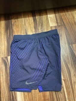 Nike Dry Fit modré kraťasy - 2