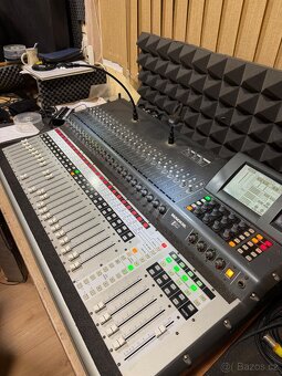 Mackie TT24 Digital Live Console plus přepravní case … - 2