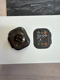 Apple Watch Ultra 2 - 2