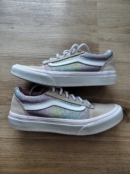 dětské boty Vans vel. 33 - 2