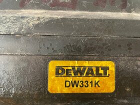 Přímočará pila DEWALT DW331K na 110V - 2