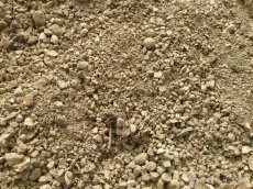 Kamenita vykopova zemina - 2