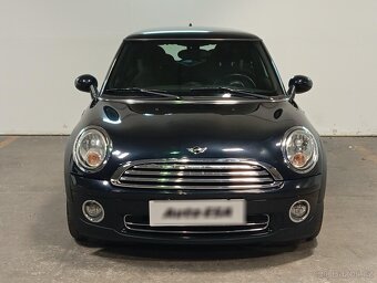 Mini Cooper 1.6i , 88 kW benzín, 2009 - 2