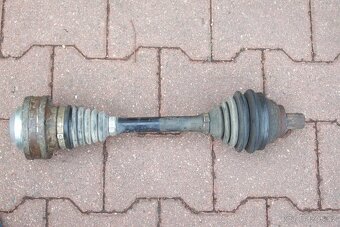 Prodám poloosy octávia 2 RS - 2