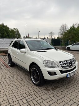 Mercedes ml 320 cdi 165 kw rok 2010 najeto 260 tis - 2