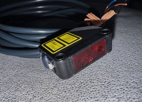 Senzor OMRON E3Z-LL81 - 2