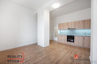 Prodej, byty/1+kk, 28 m2, Palackého 918/70, 70200 Ostrava, O - 2