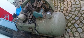 Dvoupístový kompresor DDR - 2
