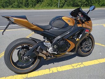 Suzuki GSX-R 1000 K8 - 2
