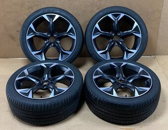 Cupra Formentor alu 19",obj.5FF601025E,Bridgestone 245/40R1 - 2