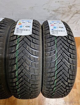 Celoroční pneu 175/70/13 Nokian - 2