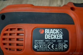 Příklepová vrtačka Black & Decker 710W - 2