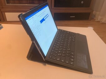 Surface Pro7 i5/8GB/128GB. - 2