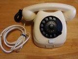 Starožitný telefon TESLA - 2