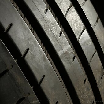 Letní pneu 225/45 R19 96W GoodYear 5,5-6mm - 2