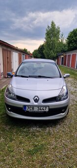 Renault Clio 1.6 Benzín (r. 2006) Automat - 2