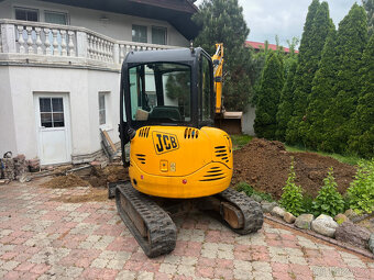 Pásový minibagr JCB 8025 - 2
