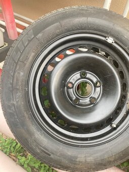 Kompletni kolo Audi 195/65/15 - 2