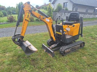 Bobcat E08 - 2